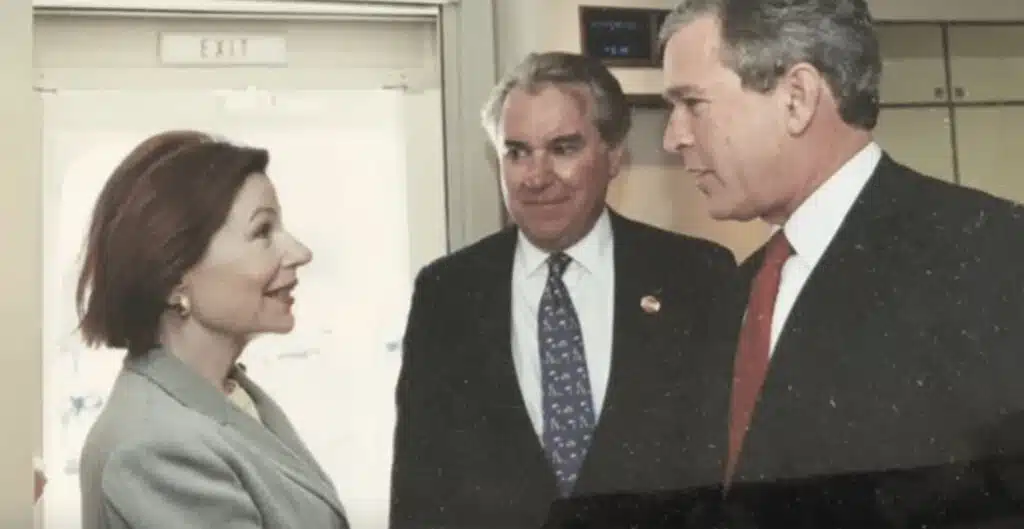 Karin Ehnbom-Palmquist med George Bush