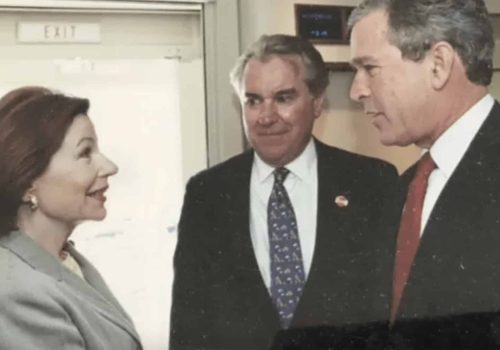 Karin Ehnbom-Palmquist med George Bush